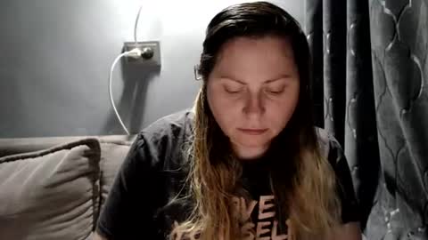 Laura online show from 07/25/26, 09:34