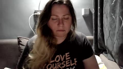 Laura online show from 07/28/26, 07:39