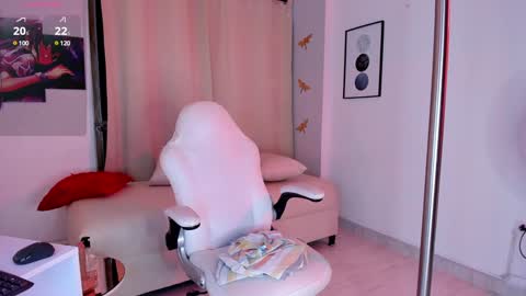 Snapshot of candycuckol chatting on 01/24/25, 11:02 Candy online show from 01/24/25, 11:02
