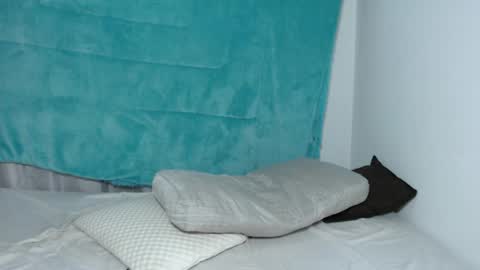Snapshot of candycuckol chatting on 05/26/26, 11:39 Candy online show from 05/26/26, 11:39