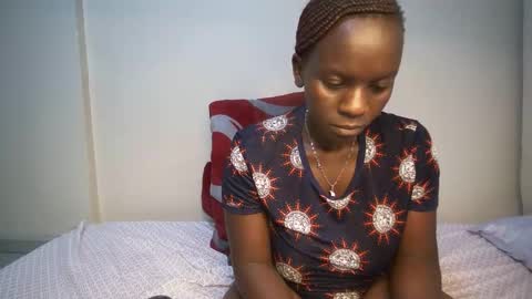 candycurly_ online show from 02/11/25, 11:33