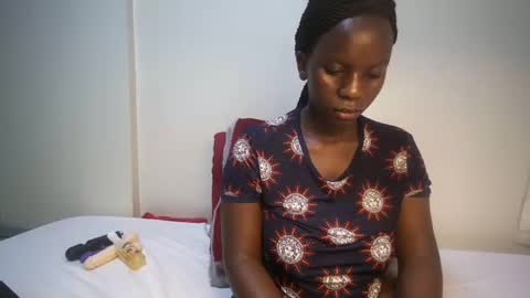 candycurly_ online show from 03/04/25, 12:39