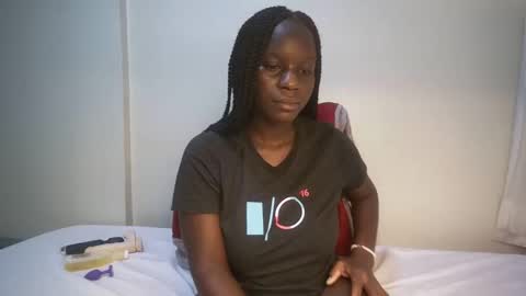 candycurly_ online show from 03/05/25, 11:49