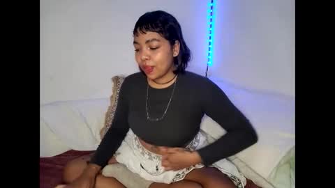 Snapshot of candydoll___ chatting on 02/19/25, 11:25 Doll Dont forget to follow me on all my platforms online show from 02/19/25, 11:25