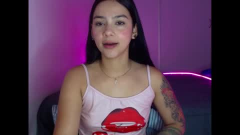 Snapshot of candyfire666 chatting on 09/25/25, 06:22 Sara online show from 09/25/25, 06:22