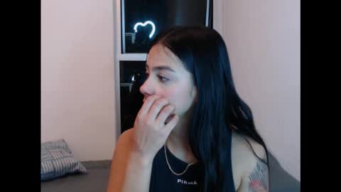 Snapshot of candyfire666 chatting on 12/20/25, 01:56 Sara online show from 12/20/25, 01:56