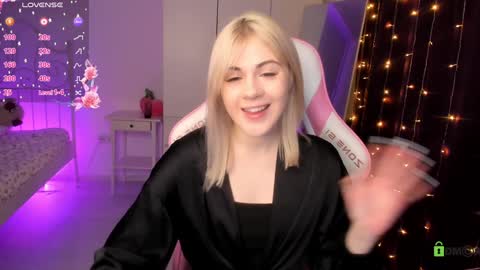 You can call me HH online show from 12/29/24, 05:22