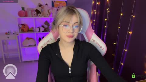 You can call me HH online show from 02/02/25, 04:00