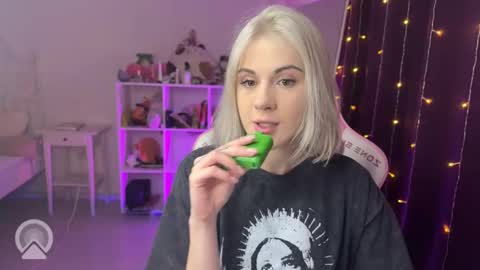 You can call me HH online show from 09/18/25, 06:43