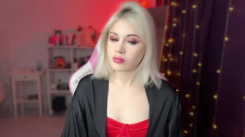 You can call me HH online show from 10/31/25, 06:20