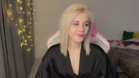 You can call me HH online show from 02/13/26, 04:47