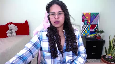 Snapshot of candyhot_sex chatting on 06/03/26, 09:42 Karen online show from 06/03/26, 09:42