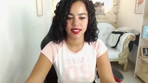 candy online show from 11/11/25, 03:17