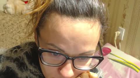 say meow and send tip  online show from 12/22/24, 11:54