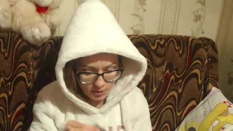 say meow and send tip  online show from 02/25/25, 01:50