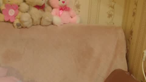 say meow and send tip  online show from 04/28/26, 04:56