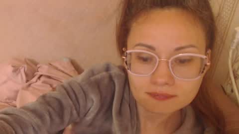 say meow and send tip  online show from 04/30/26, 01:39