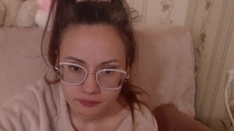 say meow and send tip  online show from 05/03/26, 01:50