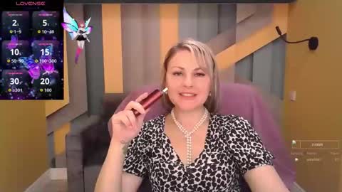 CandyLons online show from 11/03/25, 06:36