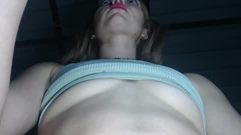 Snapshot of candylovet chatting on 02/01/26, 07:12 candylovet online show from 02/01/26, 07:12