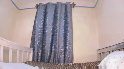 Snapshot of candymia3 chatting on 02/08/25, 07:05 Candice online show from 02/08/25, 07:05