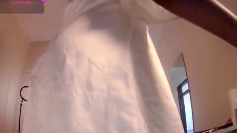 Snapshot of candymia3 chatting on 12/15/25, 09:13 Candice online show from 12/15/25, 09:13