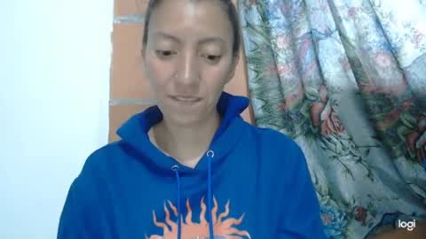 Snapshot of candymilfff chatting on 03/06/25, 09:42 candymilfff online show from 03/06/25, 09:42