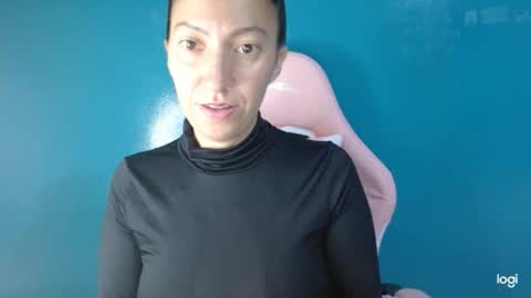 candymilfff online show from 01/18/26, 09:40