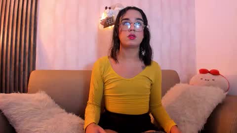 candypink12 online show from 12/22/25, 05:15