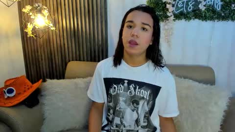 candypink12 online show from 01/06/26, 01:04