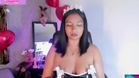 Snapshot of candys_victoria chatting on 02/19/26, 04:30 Candys Victoria online show from 02/19/26, 04:30