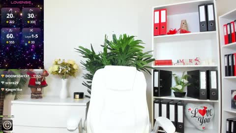 Candy  My pleasure its in  your hands online show from 12/14/24, 11:18