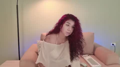 Snapshot of candyy_bella chatting on 07/04/26, 07:09 Isabella online show from 07/04/26, 07:09