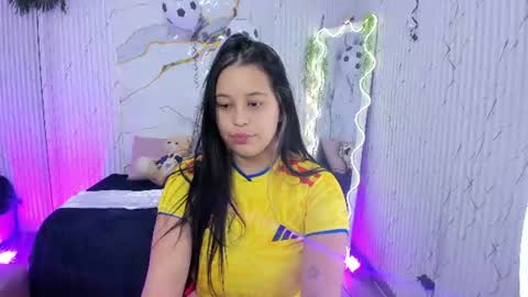 Snapshot of candyy_tay1 chatting on 06/24/26, 02:54 CANDYY online show from 06/24/26, 02:54