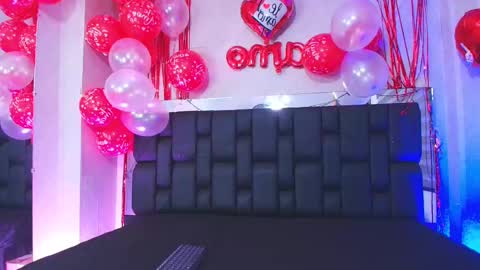 Aura  online show from 02/14/25, 11:53