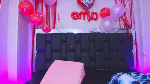 Aura  online show from 02/18/25, 11:55