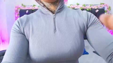 Aura  online show from 09/09/25, 11:54