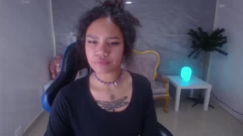 canela_s1 online show from 09/18/25, 01:40