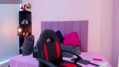 canndy_lover online show from 07/03/26, 12:55