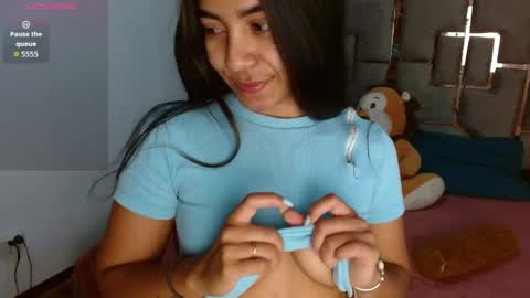 Snapshot of cannela_sweett chatting on 04/17/26, 12:41 cannela sweet online show from 04/17/26, 12:41
