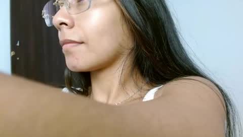 Snapshot of cannela_sweett chatting on 05/09/26, 02:44 cannela sweet online show from 05/09/26, 02:44