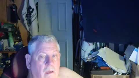 canoelicker69 online show from 09/25/25, 11:41