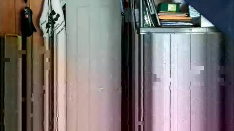 canoelicker69 online show from 10/04/25, 01:42