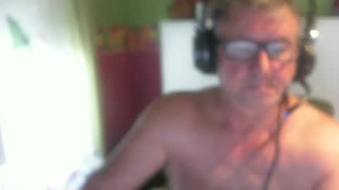 Snapshot of capitaine1959 chatting on 07/13/26, 01:14 capitaine1959 online show from 07/13/26, 01:14