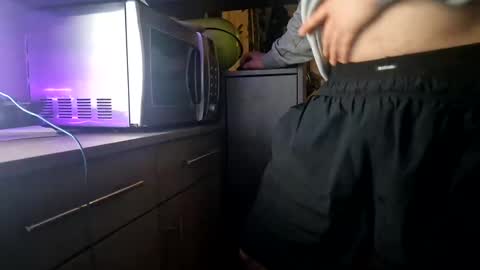 capoo24 online show from 03/07/25, 04:24