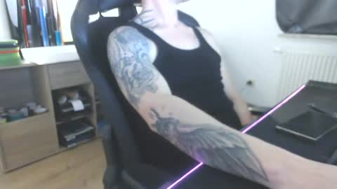 Chriz online show from 12/02/24, 05:37