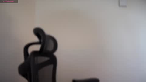 Emma online show from 01/23/25, 11:26