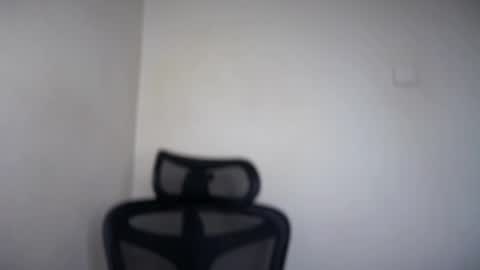 Snapshot of cappuccinokiss chatting on 04/09/26, 05:40 Emma online show from 04/09/26, 05:40