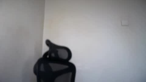 Snapshot of cappuccinokiss chatting on 05/13/26, 06:55 Emma online show from 05/13/26, 06:55