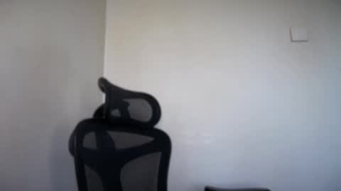 Snapshot of cappuccinokiss chatting on 05/15/26, 08:10 Emma online show from 05/15/26, 08:10